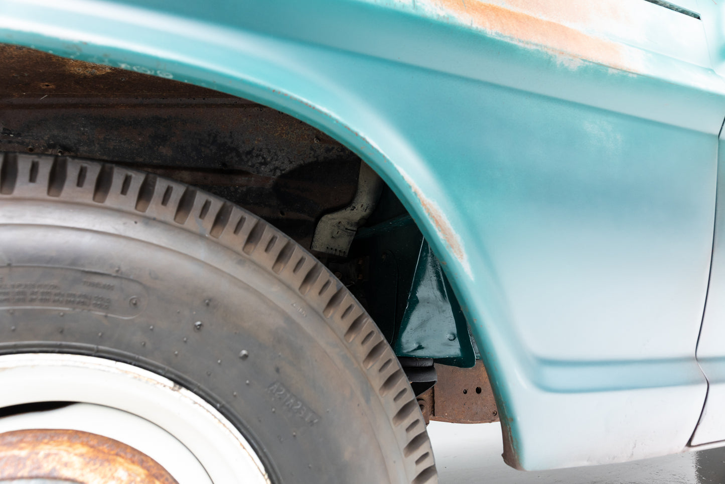 1969 Ford F-250 Crew Cab Short Bed 2x4