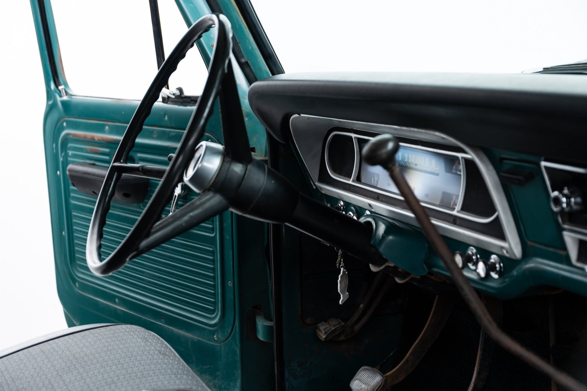 1969 Ford F - 250 Crew Cab Short Bed 2x4 - Classic Crew Cabs