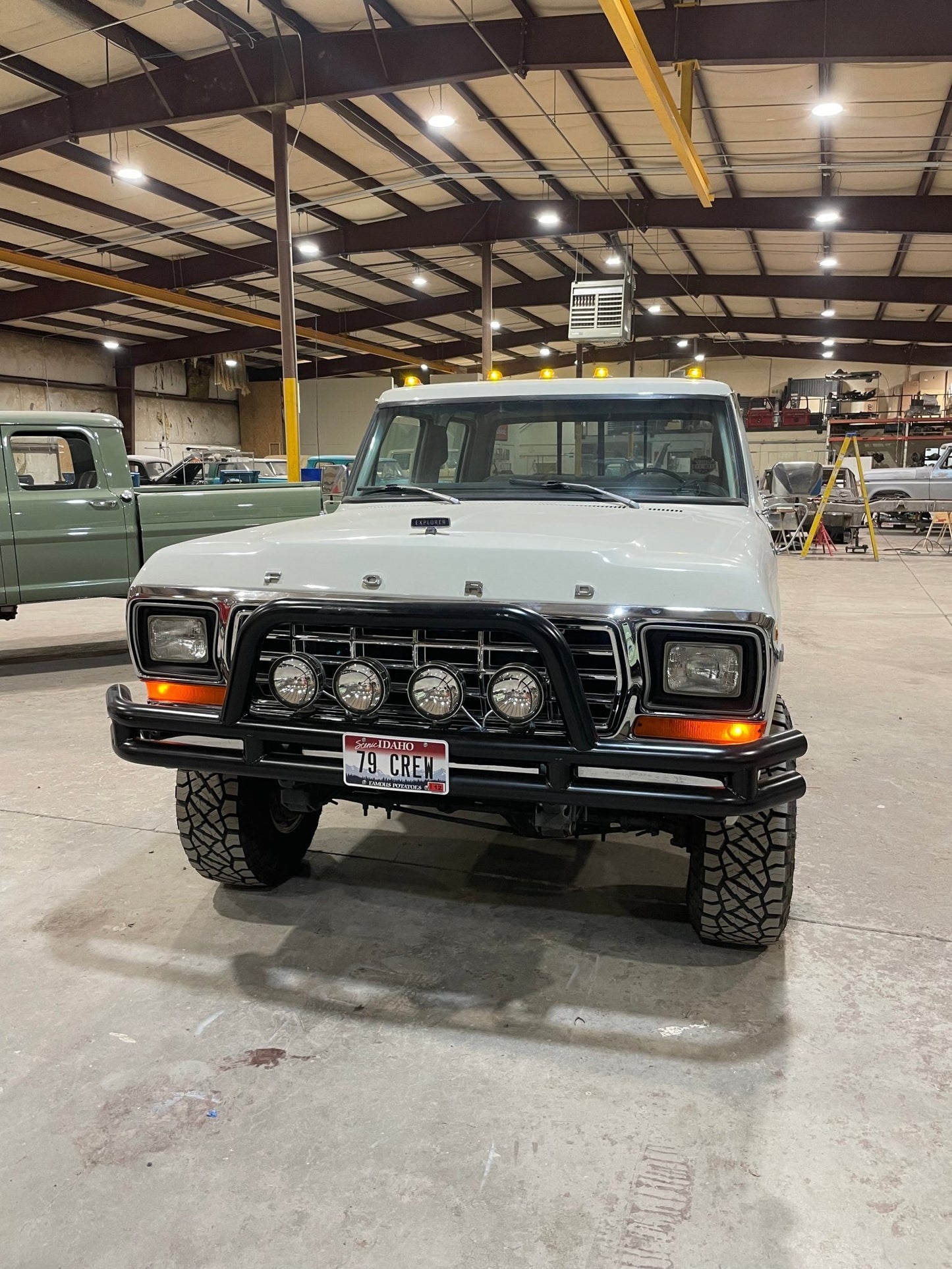 1979 Ford F-250 Crew Cab Short Bed 4X4 460, Auto, AC - Classic Crew Cabs
