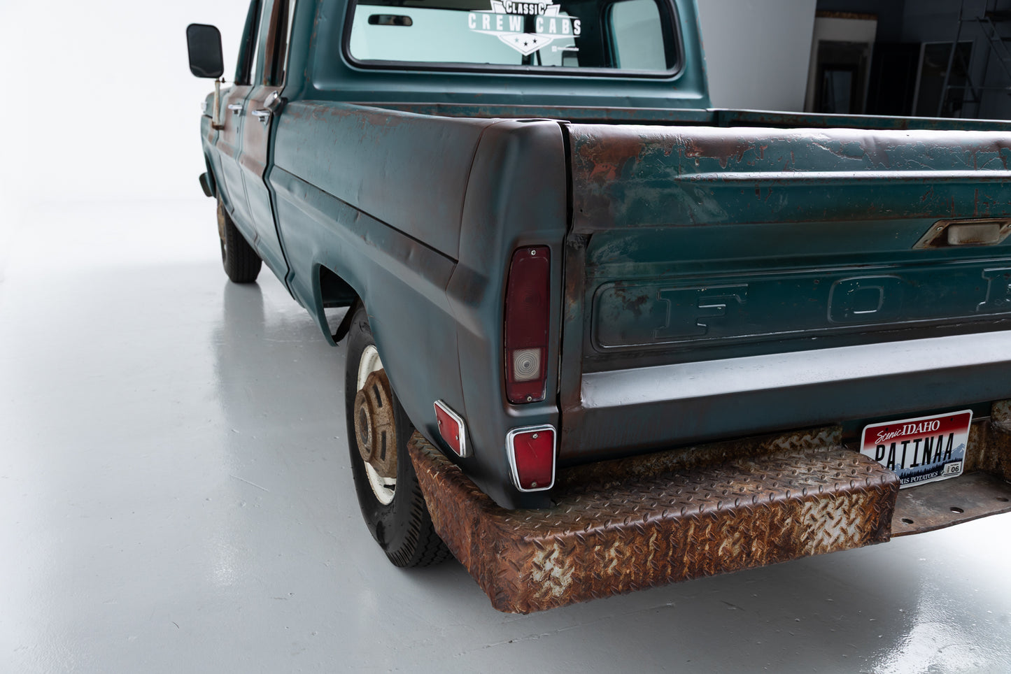 1969 Ford F-250 Crew Cab Short Bed 2x4