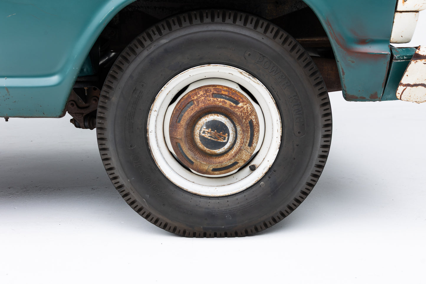 1969 Ford F-250 Crew Cab Short Bed 2x4