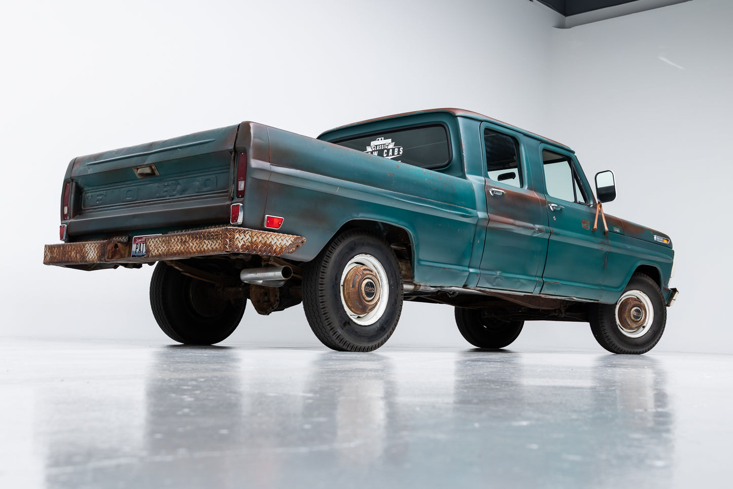 1969 Ford F-250 Crew Cab Short Bed 2x4