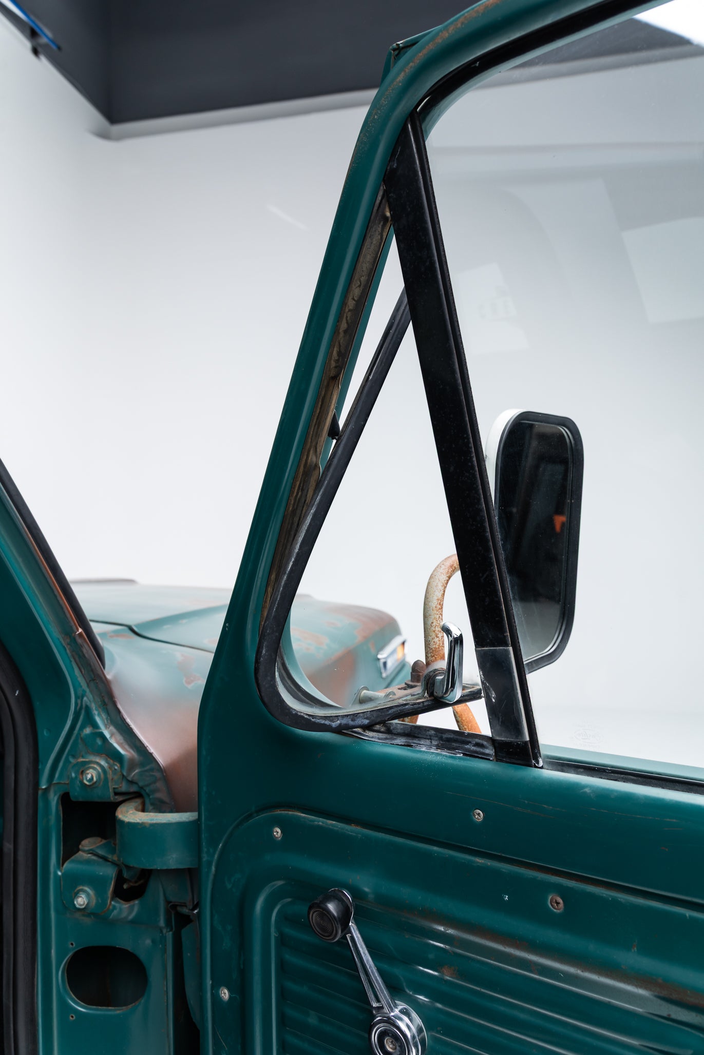 1969 Ford F-250 Crew Cab Short Bed 2x4