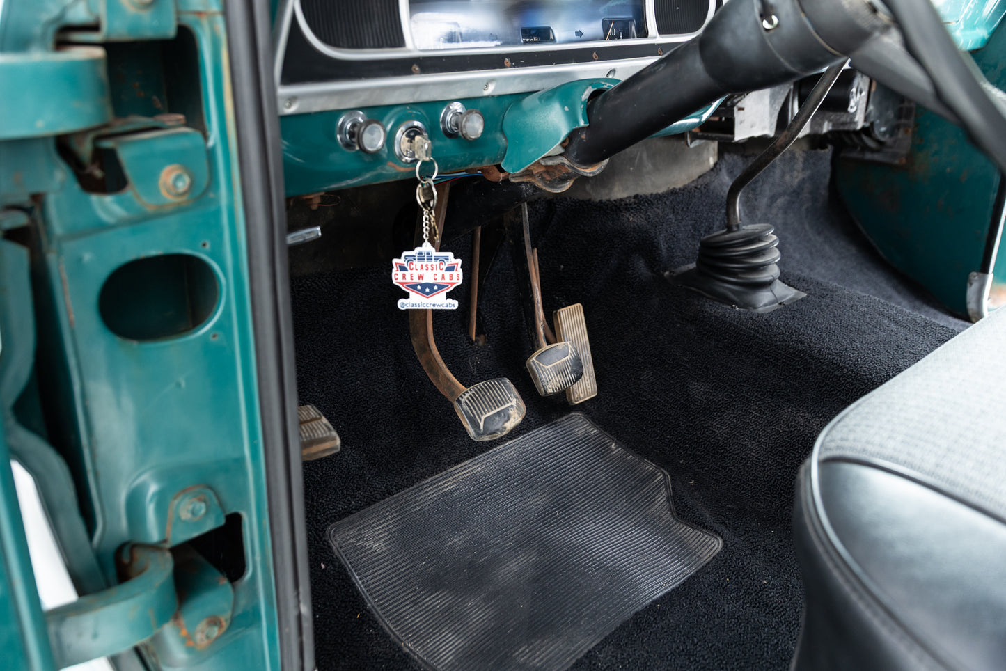 1969 Ford F-250 Crew Cab Short Bed 2x4