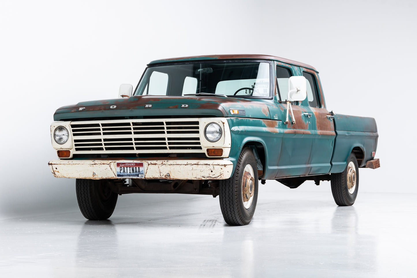 1969 Ford F-250 Crew Cab Short Bed 2x4