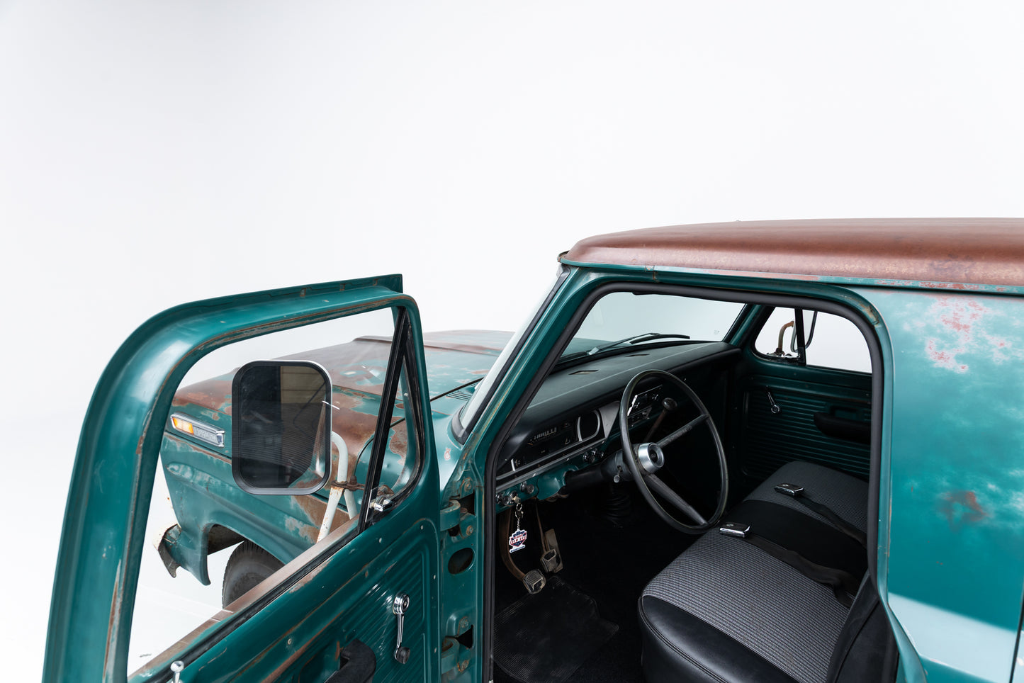 1969 Ford F-250 Crew Cab Short Bed 2x4