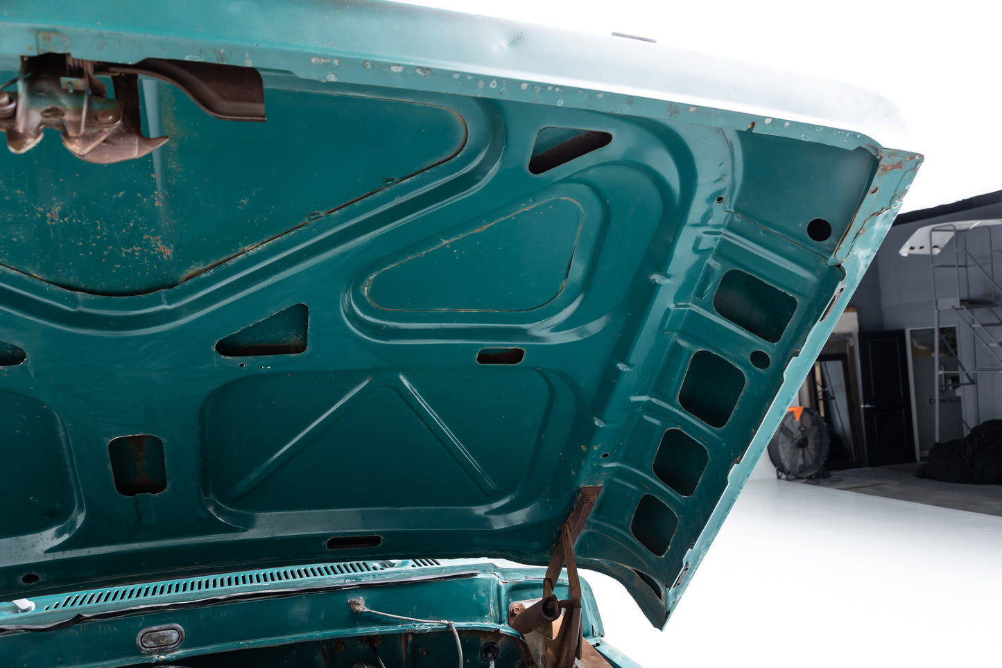 1969 Ford F-250 Crew Cab Short Bed 2x4