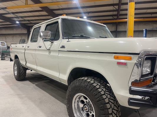1979 Ford F-250 Crew Cab Short Bed 4X4 460, Auto, AC - Classic Crew Cabs